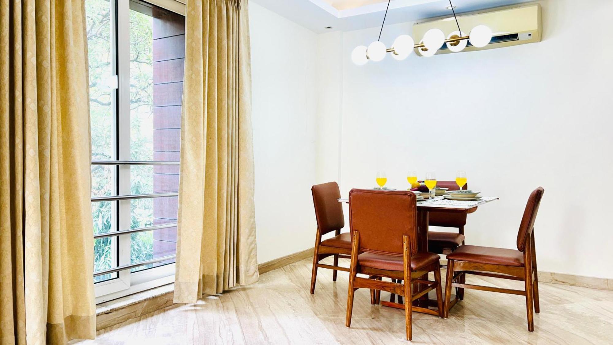 Olive Serviced Apartments - New Friends Colony Нью-Дели Номер фото